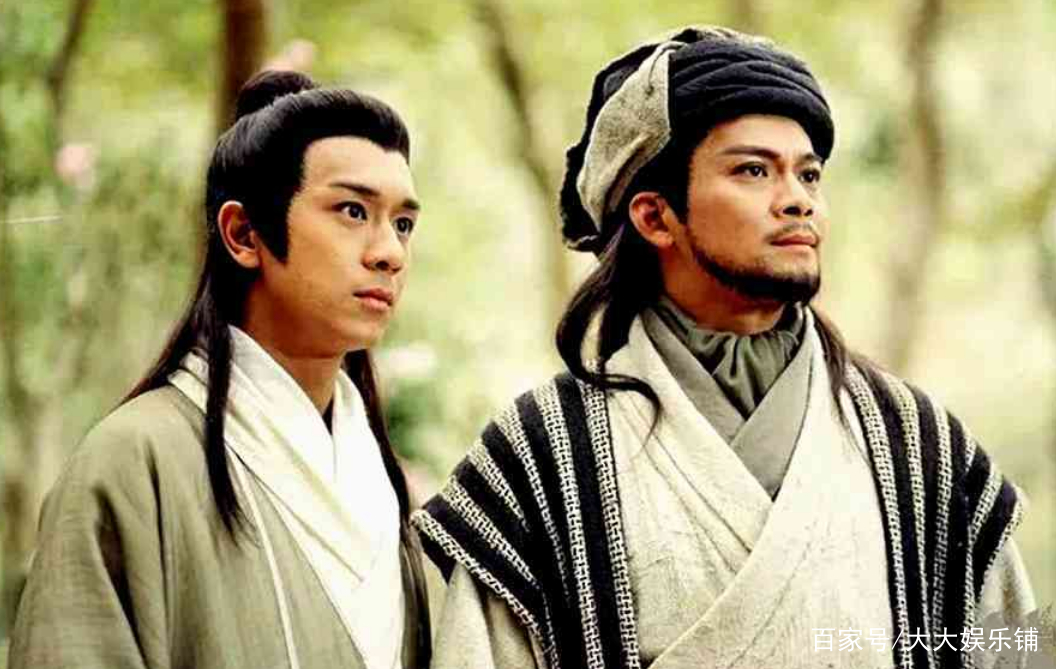 在小说《天龙八部》中,段誉的具体身份是什么?