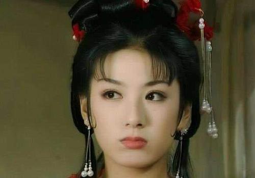 黄奕发文表示新年愿望是“上对花轿嫁对郎”，网友有何评价？