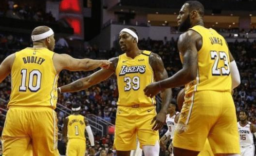 湖人仍给他1年260万回来养老,老詹会再夺冠不?