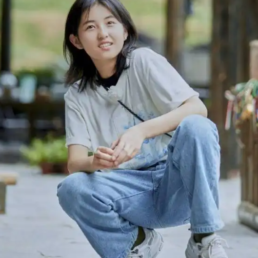 中性风格女生怎么穿衣打扮?