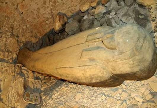 《探索发现》古墓全集的主播是谁?