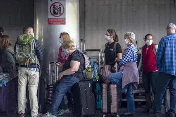 中国体操队全副武装到日本,别的国家选手是怎么做的?