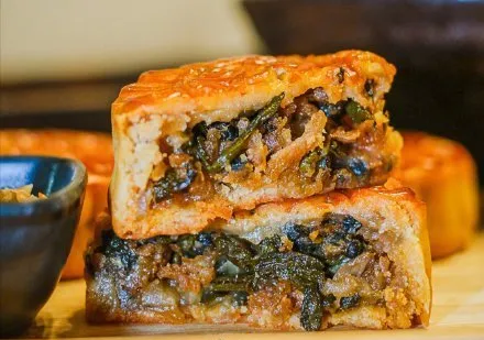 螺蛳粉终于对月饼下手了,这具体是何情况?