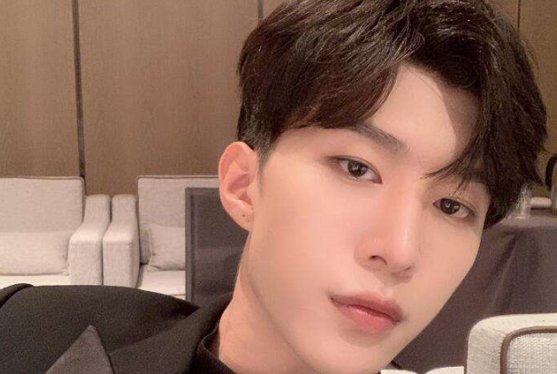 李现再次喊话跟拍者，私生饭和代拍对明星的生活影响有多大？