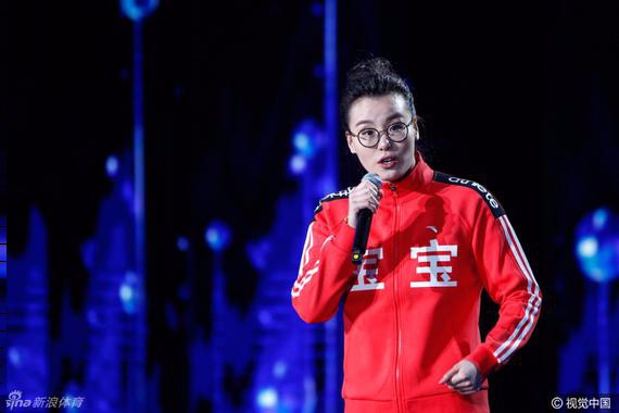 傅园慧现场脱口秀中说兵乓球队没获奖是为什么