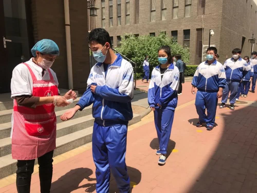 你如何看待福建疫情传播链再延长这件事?