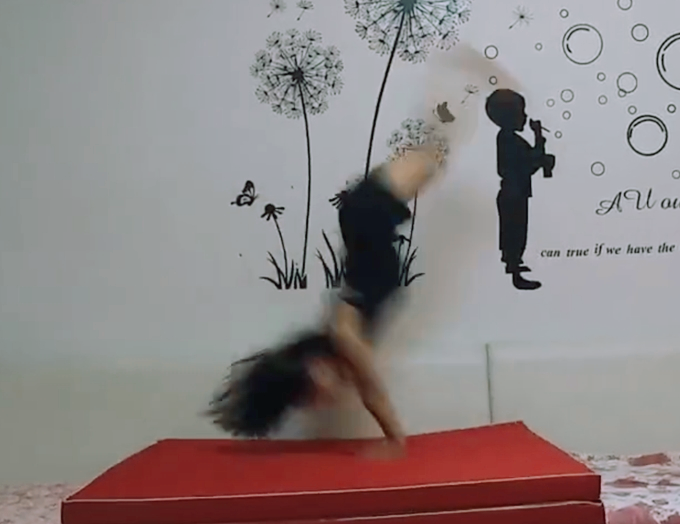 女童一分钟80个后手翻,是否会被国家队录取?