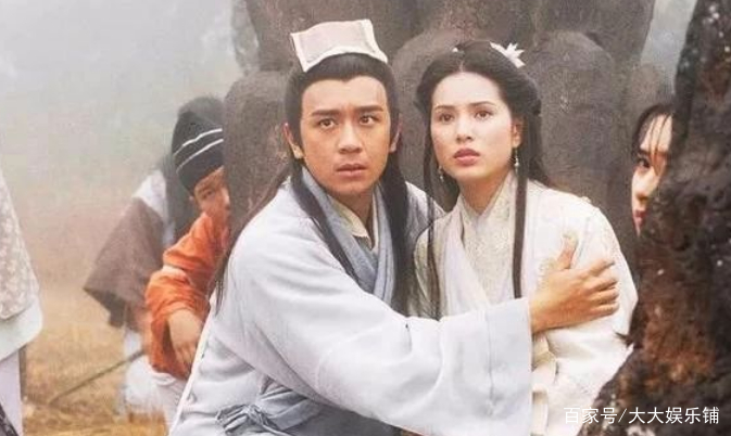 在小说《天龙八部》中,段誉的具体身份是什么?