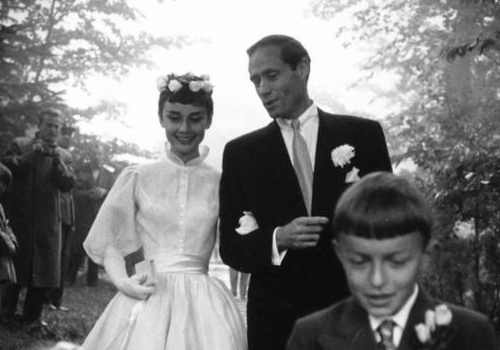 奥黛丽赫本为什么不和格里高利派克结婚呢?