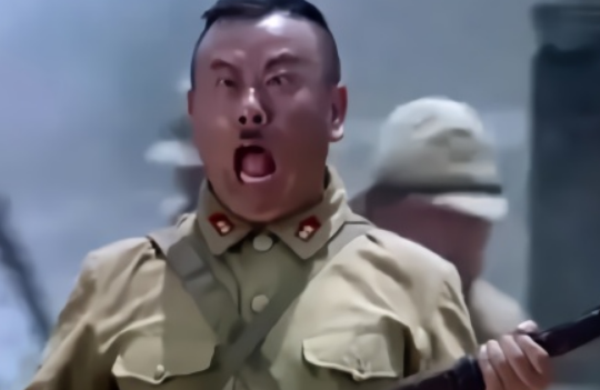 电影《举起手来1》中主要讲的是什么剧情？