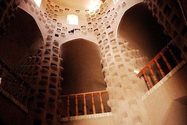 美大力施压，为什么俄要出手力挺伊朗？