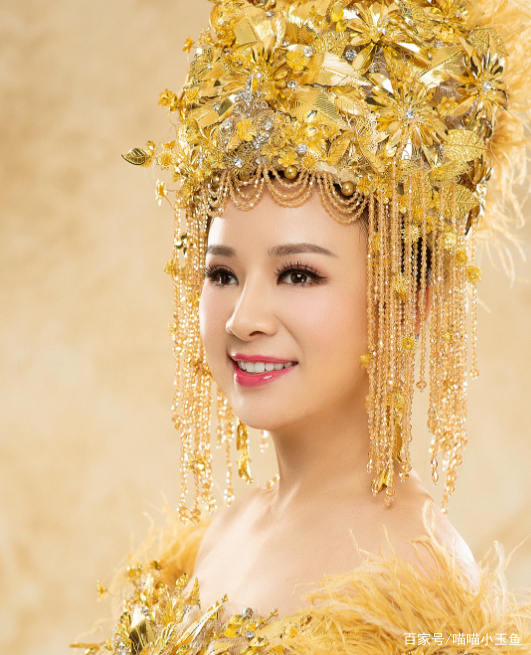 刘赛：最美盲人歌手，被军人丈夫捐献眼睛，她现在怎么样了？