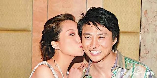 与许志安逛超市喜笑颜开,郑秀文也被爱冲昏头脑了吗?