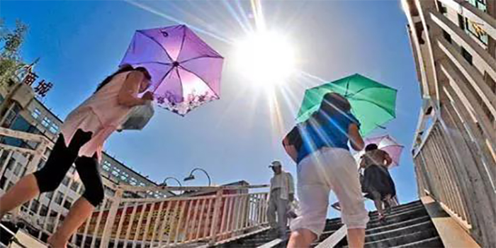 北京发布蓝色高温预警，高温预警分为几个等级，几种颜色？