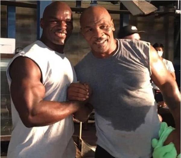 中国能打的拳手是谁？