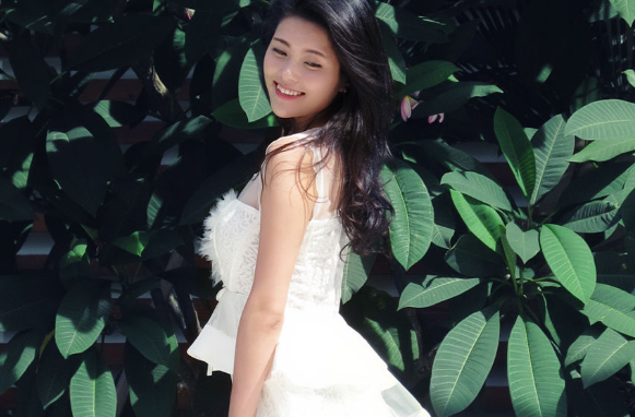 深圳卫视主持人娟子全名