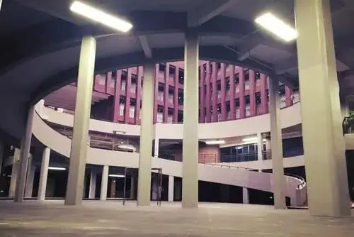 北师珠有几个校门