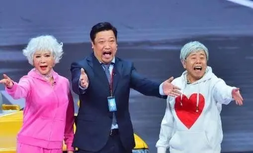 贾冰虎年春晚的小品好看吗,是不是旧调重弹?