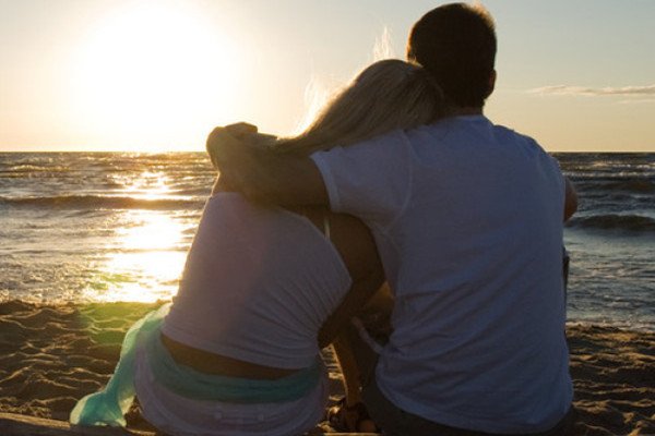 J姐和男友分手，爱情到底怎么维持呢？