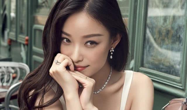 倪妮初中毕业照曝光，她与现在的变化大吗？