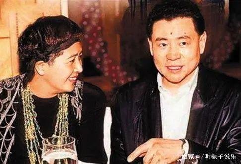 宝咏琴单方面分手后,前男友为何会追讨39条内裤和11亿服务费?