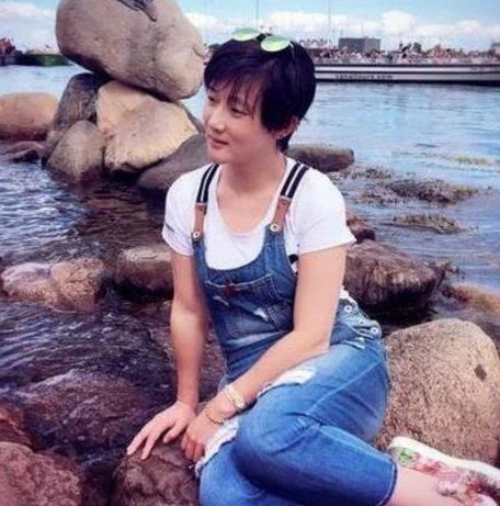 刘斌三婚娶小20岁娇妻，年过半百被搬空180箱家财，现在怎么样？