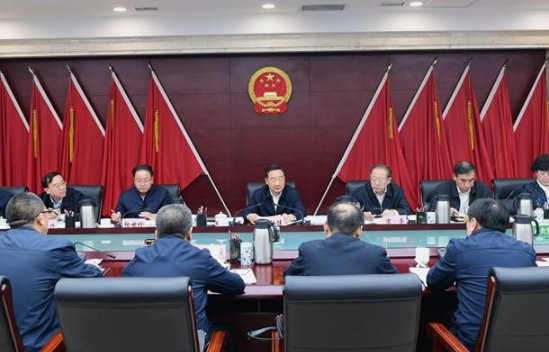 中国的官职有大小之分，像处级，厅级，都是怎么排的？