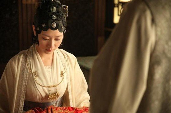 从娼妓逆袭成王后的赵悼倡后,麻雀变凤凰了,为什么又死无葬身之地?