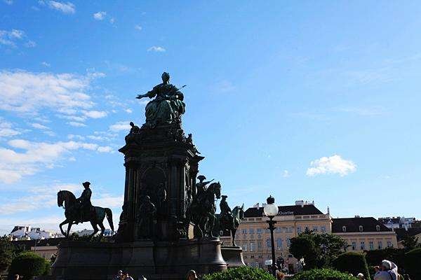 奥地利为什么是大公国，而不是普通公国