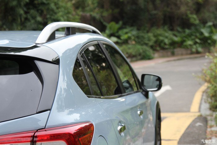 斯巴鲁XV29000公里绝不后悔的选择,改装前立帖留念