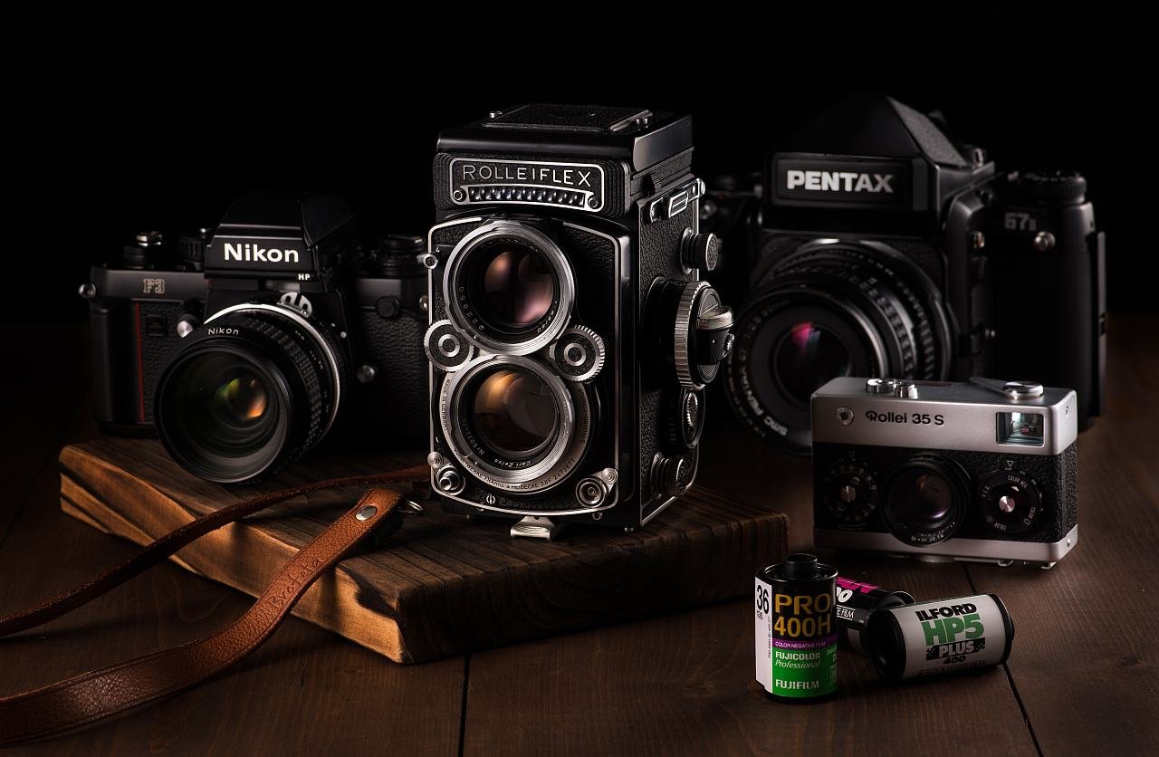 照片底片和电子版有什么区别，现在照相馆照证件照还有底片吗，拿照片的时候可以同时要底片和电子版吗