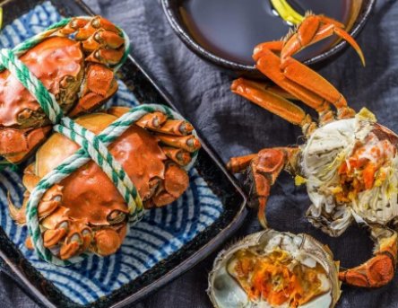 高温热瘦阳澄湖大闸蟹，致价格暴涨40%，今年的大闸蟹会减产涨价吗?