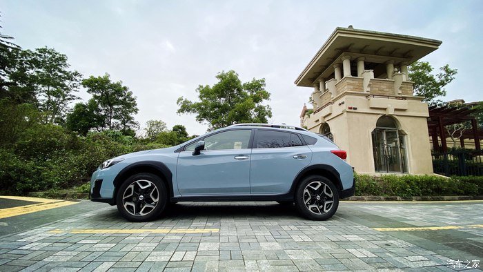 斯巴鲁XV29000公里绝不后悔的选择,改装前立帖留念
