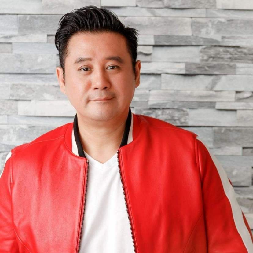 TVB男星在广州社区当志愿者，从他的善举中体现出了什么？