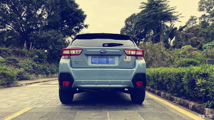 斯巴鲁XV29000公里绝不后悔的选择,改装前立帖留念