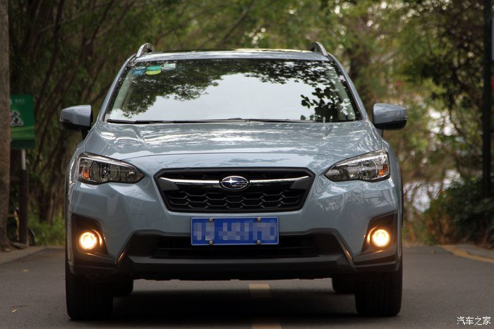 斯巴鲁XV29000公里绝不后悔的选择,改装前立帖留念