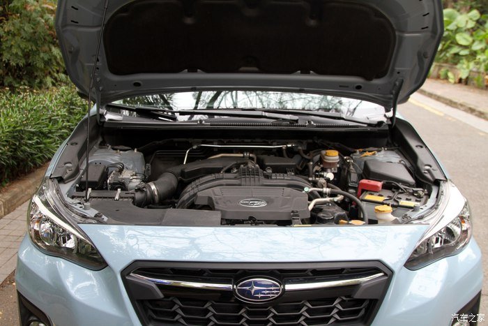 斯巴鲁XV29000公里绝不后悔的选择,改装前立帖留念