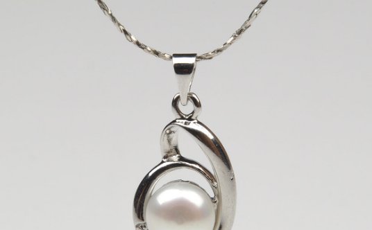 项链上18KRGP是什么意思啊