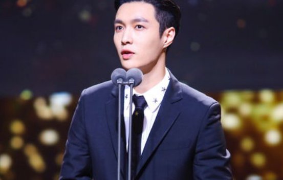 张艺兴和《极限挑战》六人的关系到底是如何的?