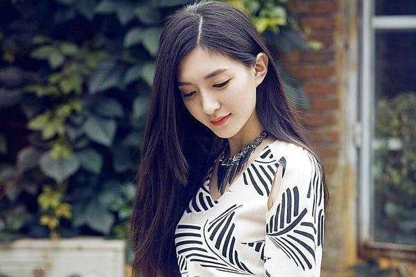 江疏影回应与佟丽娅番位争议，番位是一个演员的界定标准吗？