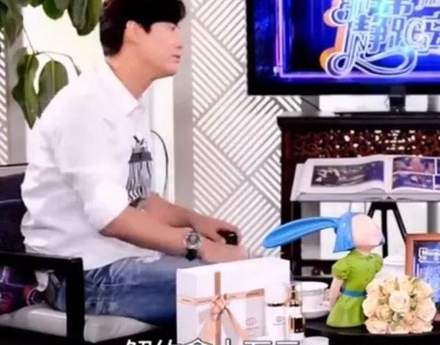 于晓光出道2年没戏拍还被坑，秋瓷炫为啥给他下跪求婚？