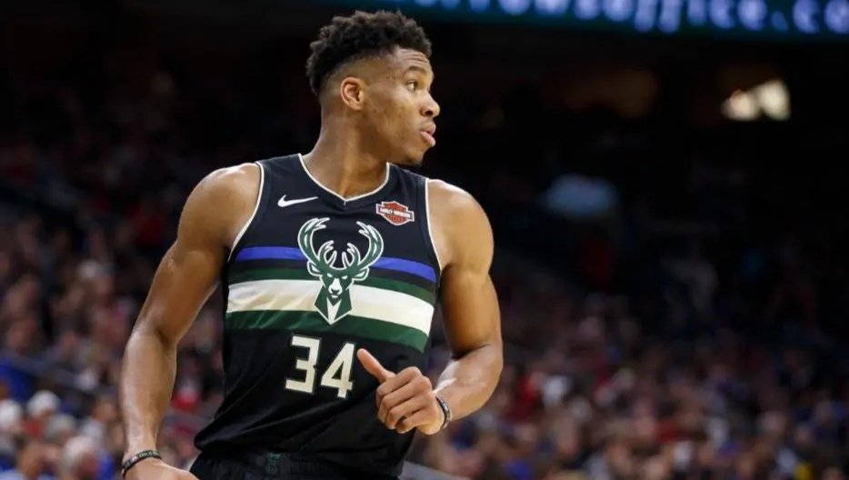 你觉得字母哥当选MVP是实至名归吗？