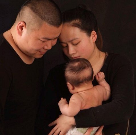 岳云鹏妻子晒出两人外出跑步的照片,他们是如何做到结婚11年恩爱如初的?