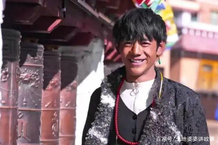 三元钱购买丁真手机号只为说句“你不帅”,现在的人都这么无聊了吗?