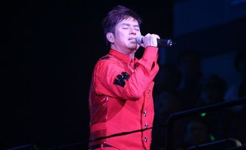 评选五个华语乐坛唱功最强者你会选谁？