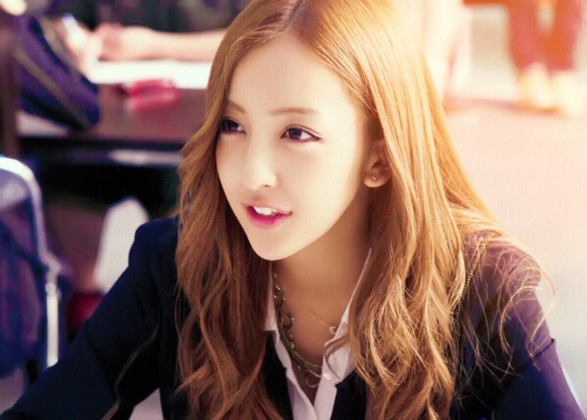 板野友美怀孕，从恋爱到结婚、怀孕，她用了多久的时间？