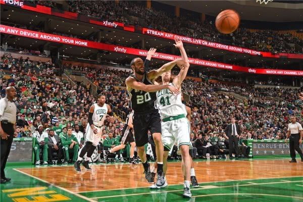 NBA哪些球星的传球最“风骚”?