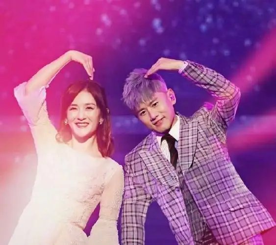 张杰为谢娜新书《娜就出发吧》打call,他们是怎么成为夫妻的?