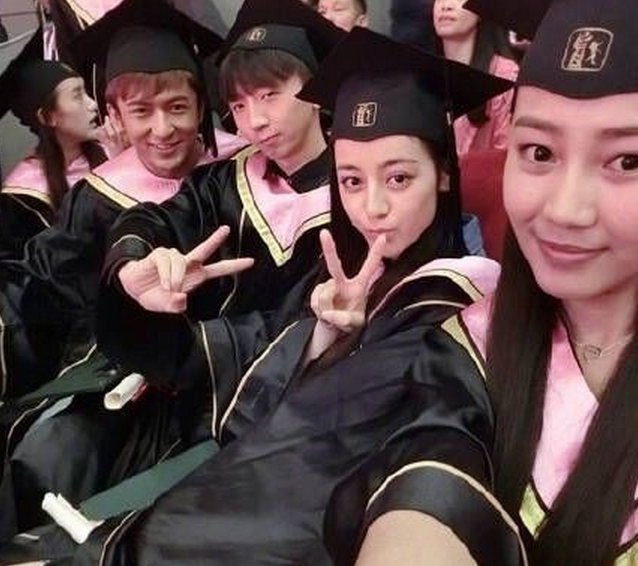 迪丽热巴哪一年毕业的?