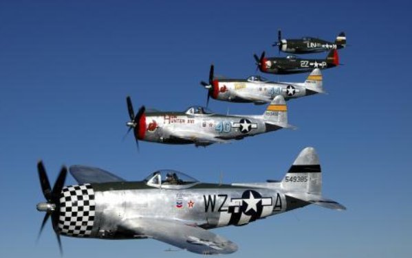 bf109g10战斗机和紫电改战斗机，空战谁会赢？